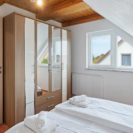 Attic With Garden Access * Groß Schwansee