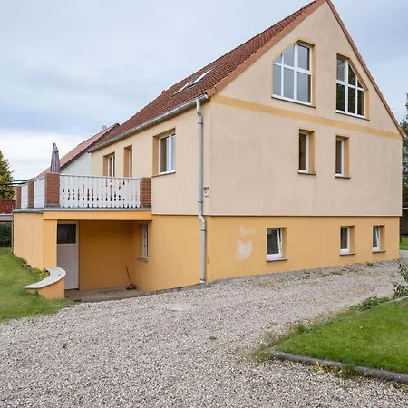 Attic With Garden Access * Groß Schwansee